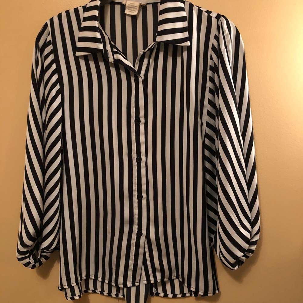 Black and White Striped Top